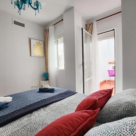 Lovely Center Apartments Seville - Balcony Lux Sol Sevilla Buitenkant foto