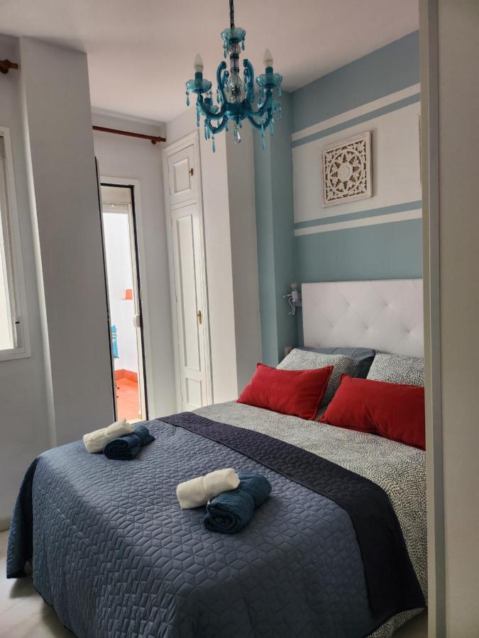 Lovely Center Apartments Seville - Balcony Lux Sol Sevilla Buitenkant foto